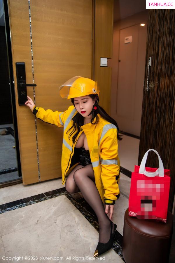 王格 王婉悠 [XiuRen]高清写真图 2023.07.18 No.7093 王婉悠Queen 情趣黑丝第21张图片